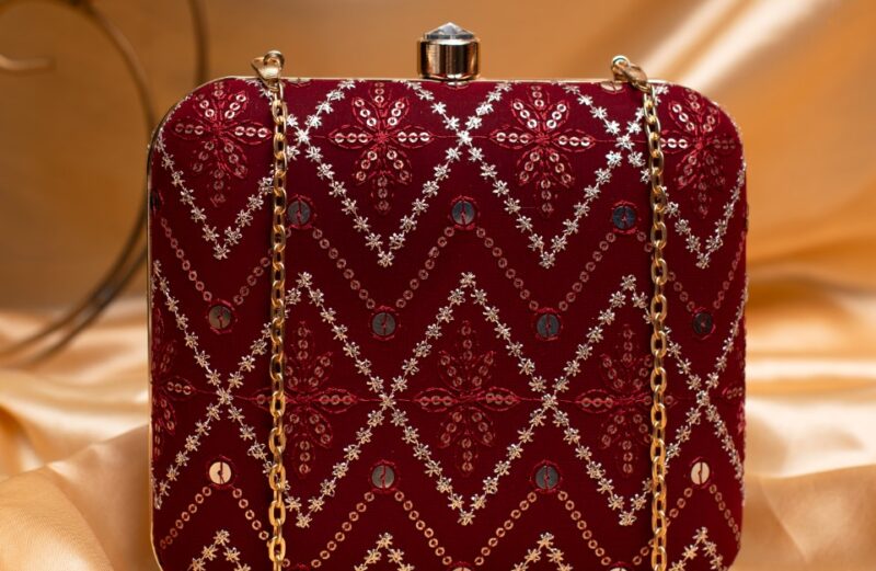 Best Office Handbags for Women: Why Canvas Tote Bags Are Trending