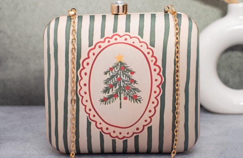 Complete Buying Guide for Designer Party Clutches and Tote Bags for Women