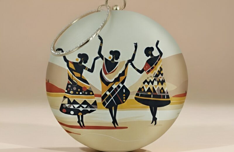 Traditionally Artistic Dancing girl Clutch