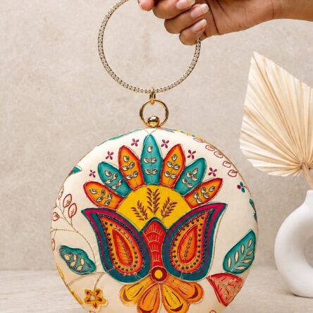 Artistic round Clutch for ladies – by The ShowSha